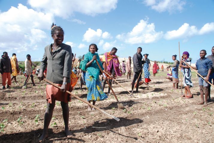 KKO pourra compter sur la main-d’œuvre jeune et souvent dynamique de Madagascar, comme ici dans le sud. Photo : A. Hervé