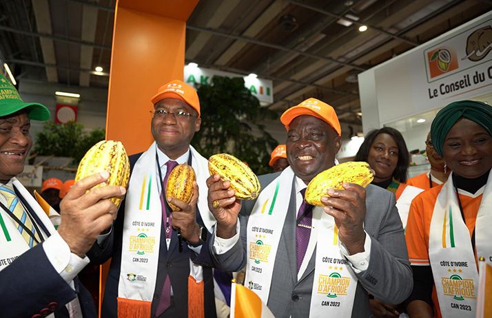 La 60e édition du Salon International de l'agriculture de Paris (SIA 2024) a ouvert ses portes. Le jeudi 29 février est dédiée à la Côte d'Ivoire. La 60e édition du Salon International de l'agriculture de Paris (SIA 2024) a ouvert ses portes. Le jeudi 29 février est dédiée à la Côte d'Ivoire.