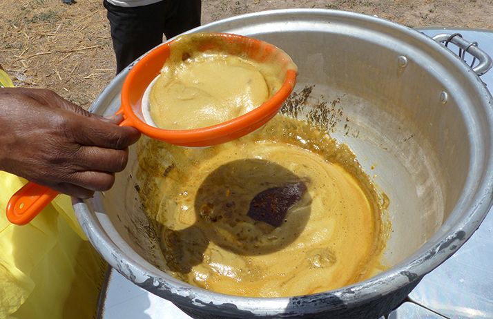 Sirop tiré du sorgho sucré. Photo Moussa Magassa