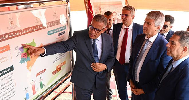 Le ministre Mohammed Sadiki a mené une visite de terrain dans la préfecture d'Agadir Ida Outanane, située dans la région Souss-Massa. Accompagné de nombreux dignitaires et responsables, il a inspecté plusieurs projets de développement agricole Crédit : DR Le ministre Mohammed Sadiki a mené une visite de terrain dans la préfecture d'Agadir Ida Outanane, située dans la région Souss-Massa. Accompagné de nombreux dignitaires et responsables, il a inspecté plusieurs projets de développement agricole Crédit : DR