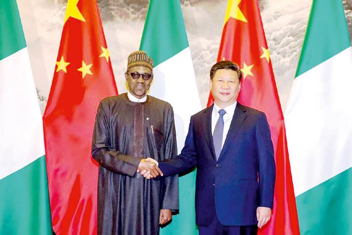 Le président nigérian et son homologue chinois lors de la signature du protocole d’accord. Photo : D. Aliyou. Le président nigérian et son homologue chinois lors de la signature du protocole d’accord. Photo : D. Aliyou.