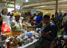 Sur un stand de cacao, produit phare du pays, lors du Sara 2019. Photo : Antoine Hervé