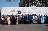 Les ministres se réunissent avec le Directeur général de la FAO, QU Dongyu, à la 33e session de la Conférence ministérielle régionale de la FAO pour l'Afrique. © FAO/Eduardo Soteras